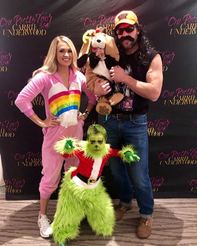 And The Most Popular Celebrity Halloween Costume Of 2019 Was E Online Ap